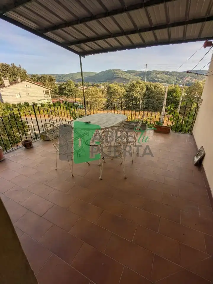 https://static.fotocasa.es/images/ads/57dd8297-29f2-436e-894d-c19a235fd788?rule=original