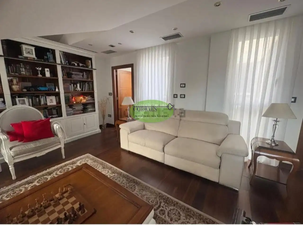 https://static.fotocasa.es/images/ads/e03f8024-94de-4f94-8219-8c32c59f1eda?rule=original