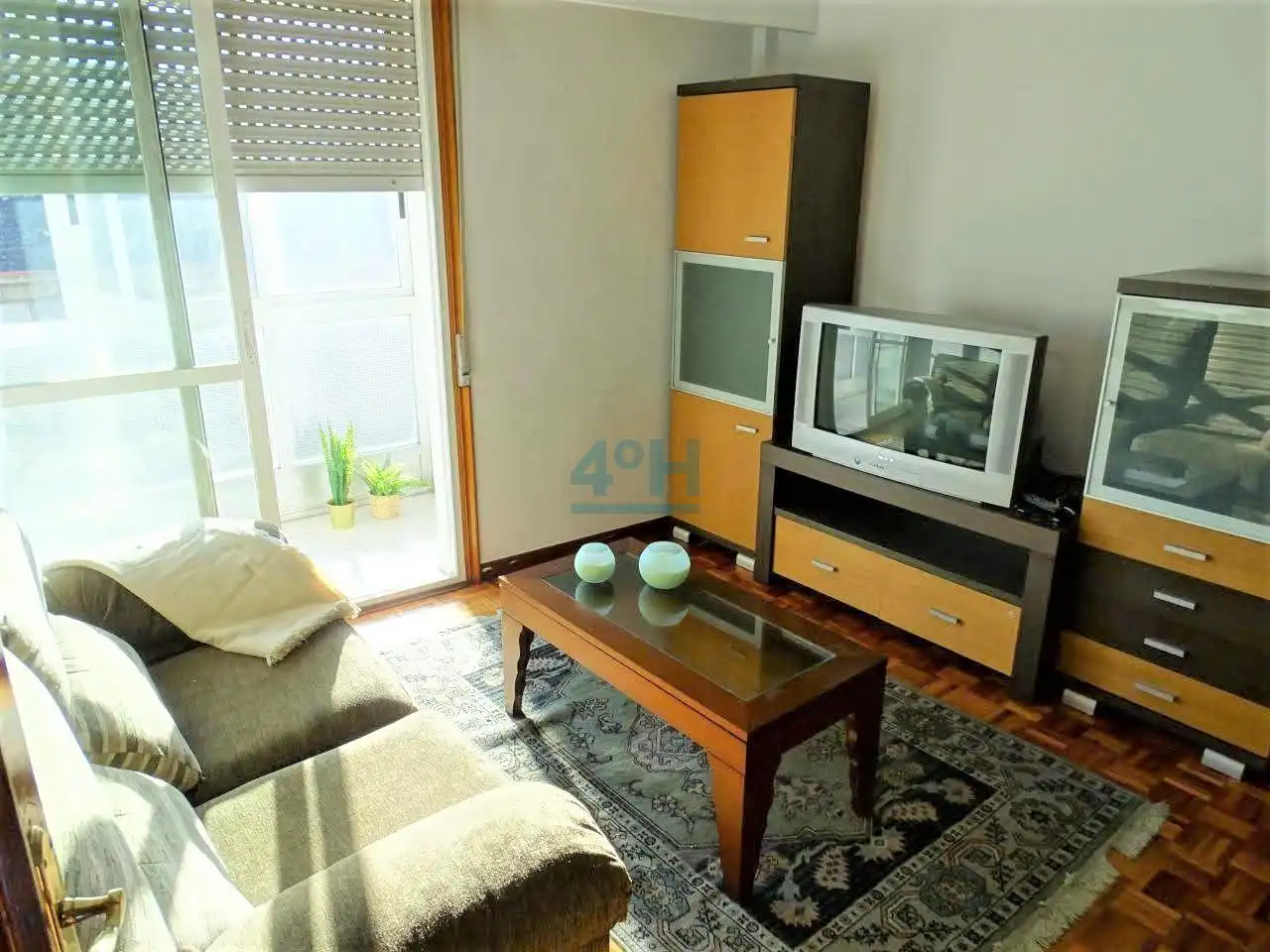 https://static.fotocasa.es/images/ads/c3b98d23-0929-47ab-925a-50e1d5497e5f?rule=original
