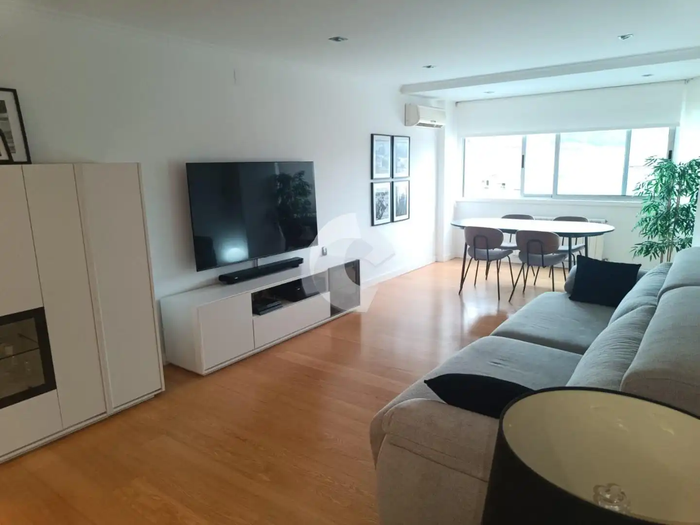 https://static.fotocasa.es/images/ads/2f45a037-60d6-4563-8aa1-fbdb399b8425?rule=original