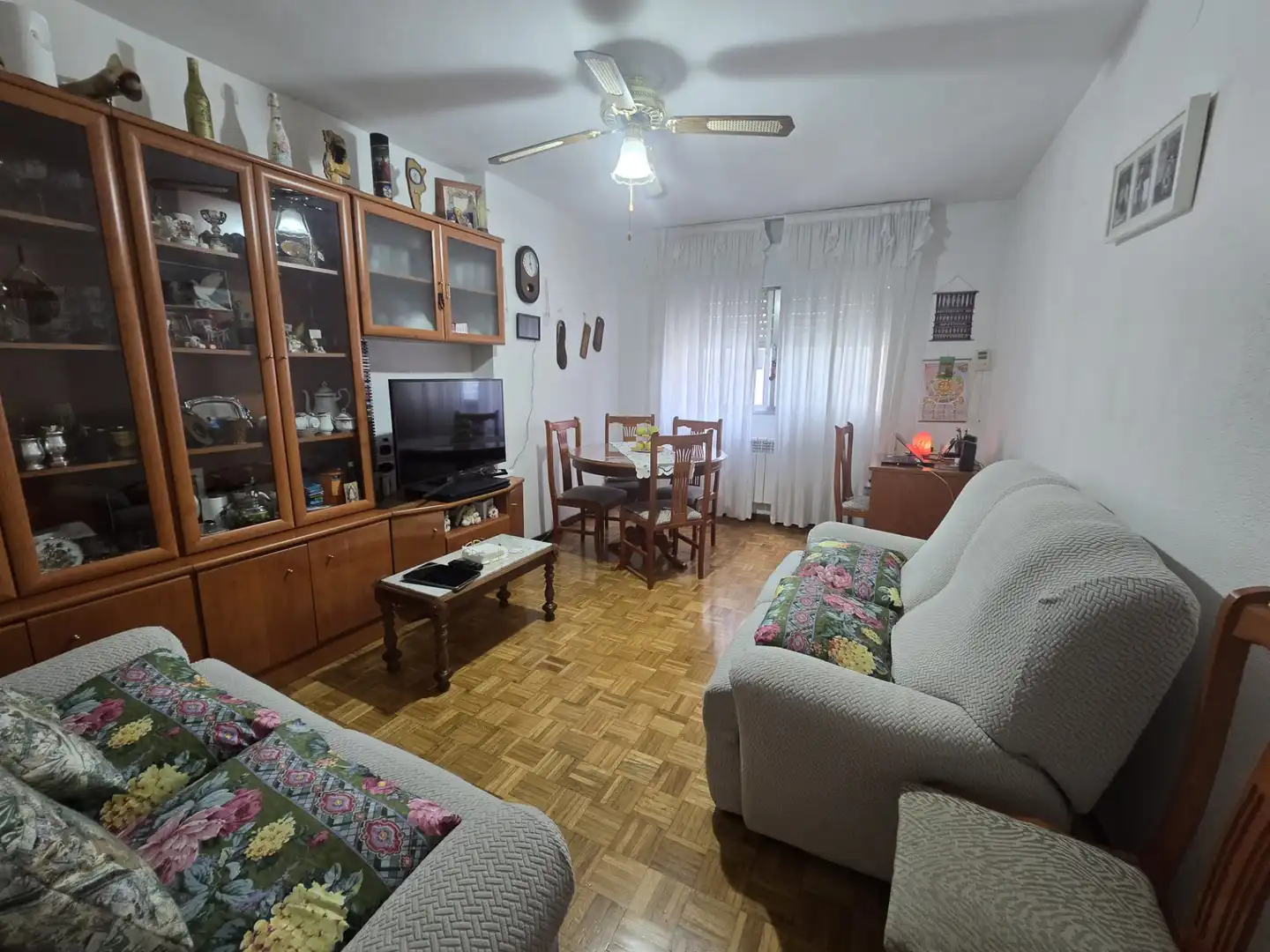 https://static.fotocasa.es/images/ads/95e1779f-3dc7-4510-bb9d-3782bee87e3f?rule=original