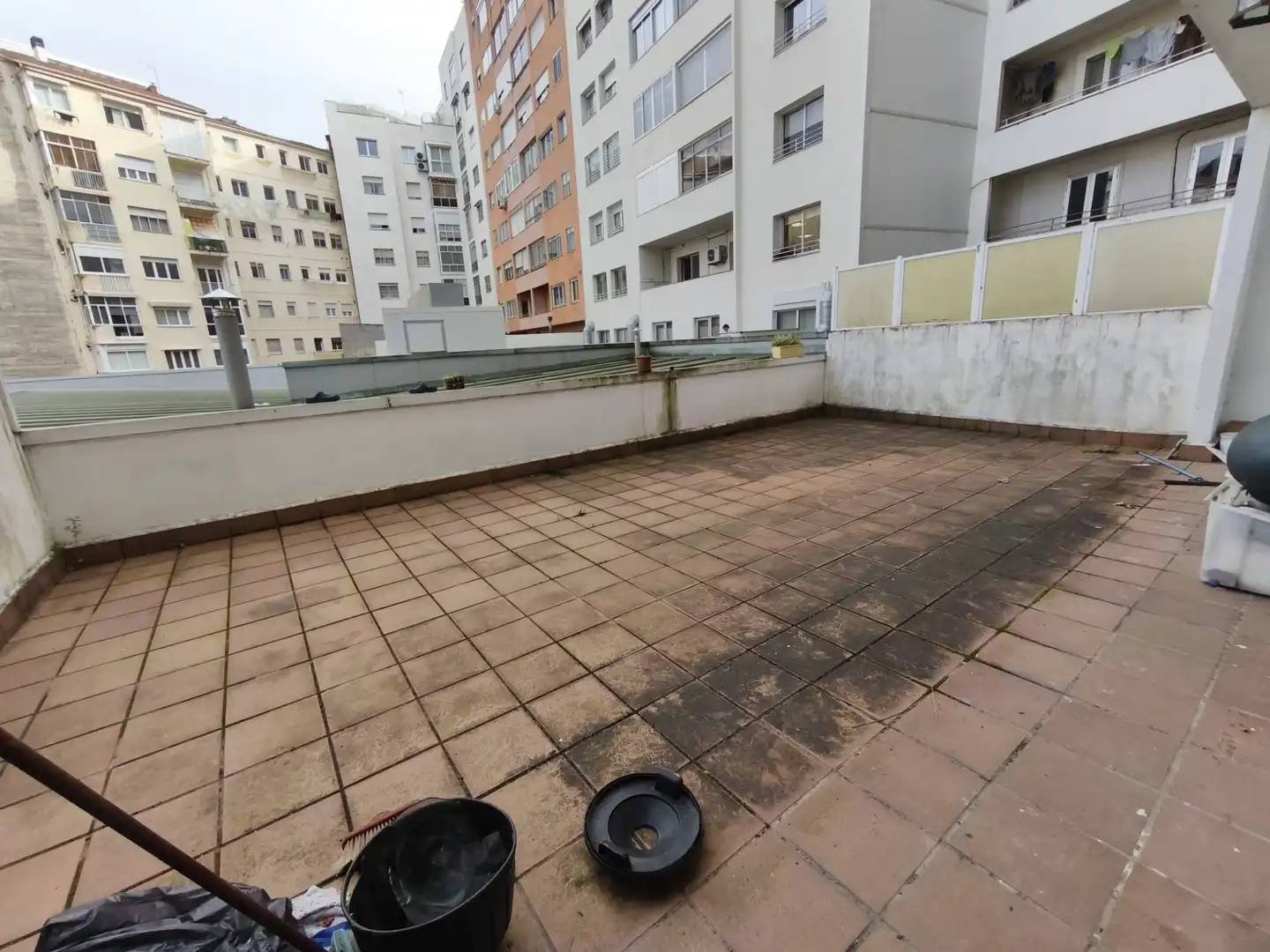https://static.fotocasa.es/images/ads/33f35828-7077-4352-875b-0d8096050e14?rule=original