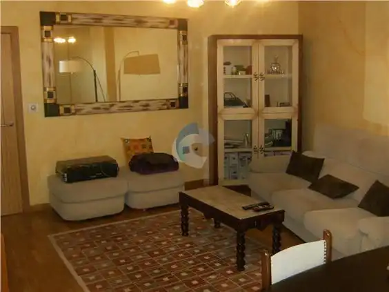 https://static.fotocasa.es/images/ads/293c73c4-631f-4518-8d7c-6c2f66179f21?rule=original