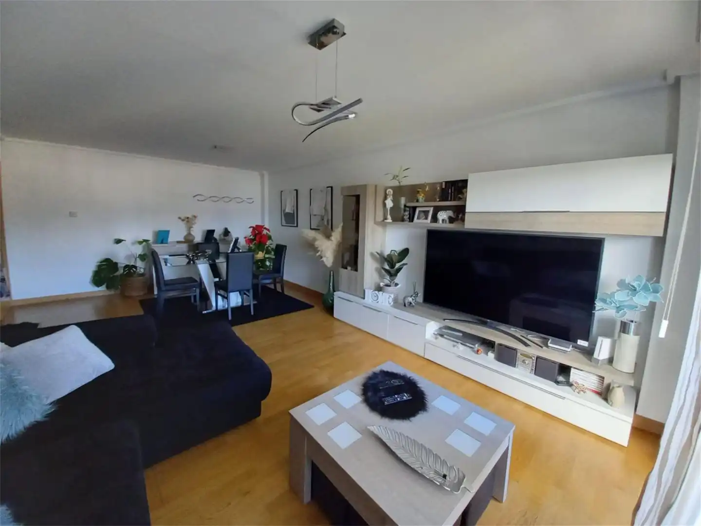 https://static.fotocasa.es/images/anuncio/2021/12/09/162037695/1889434008.jpg?rule=original