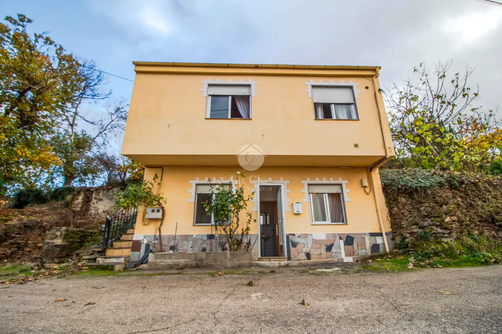 https://static.fotocasa.es/images/ads/ea92efe1-acf8-46a1-a1f6-9518c32c927d?rule=original