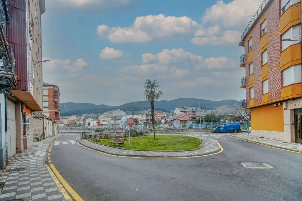 https://static.fotocasa.es/images/ads/00545b29-5930-4fc1-9676-d6f047646833?rule=original
