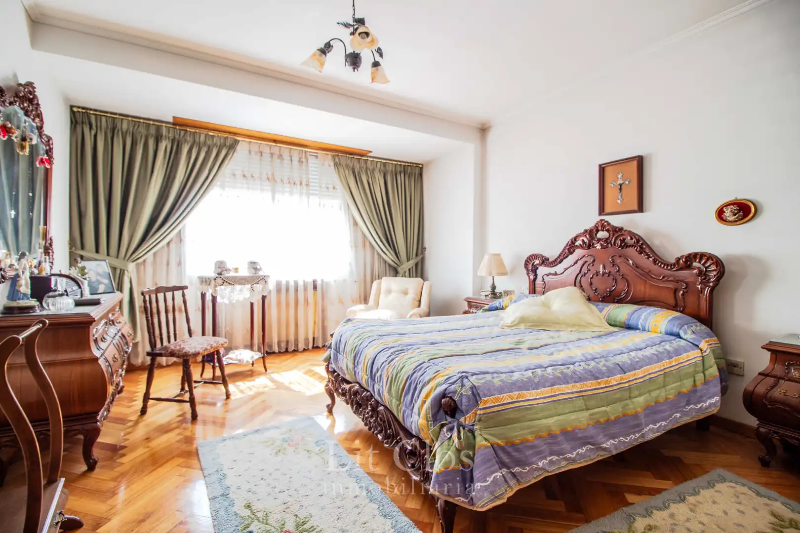 https://static.fotocasa.es/images/ads/8dc8227e-40e9-451c-993b-4a6176b3aae1?rule=original