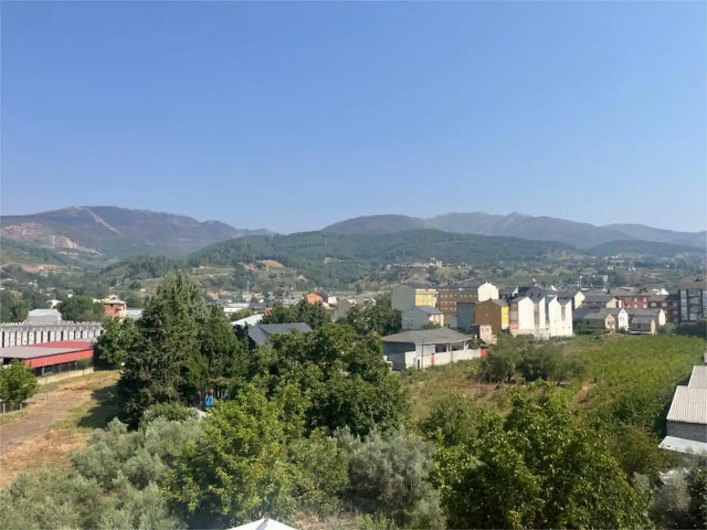 https://static.fotocasa.es/images/anuncio/2026/07/29/190359202/4979295490.jpg?rule=original