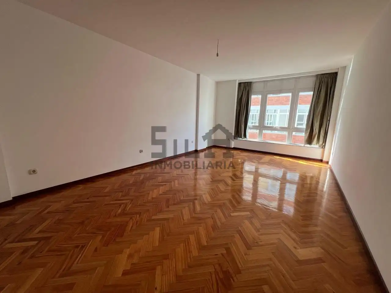 https://static.fotocasa.es/images/ads/dcb3510c-d9c4-4897-b0b2-ff9e36417fa3?rule=original