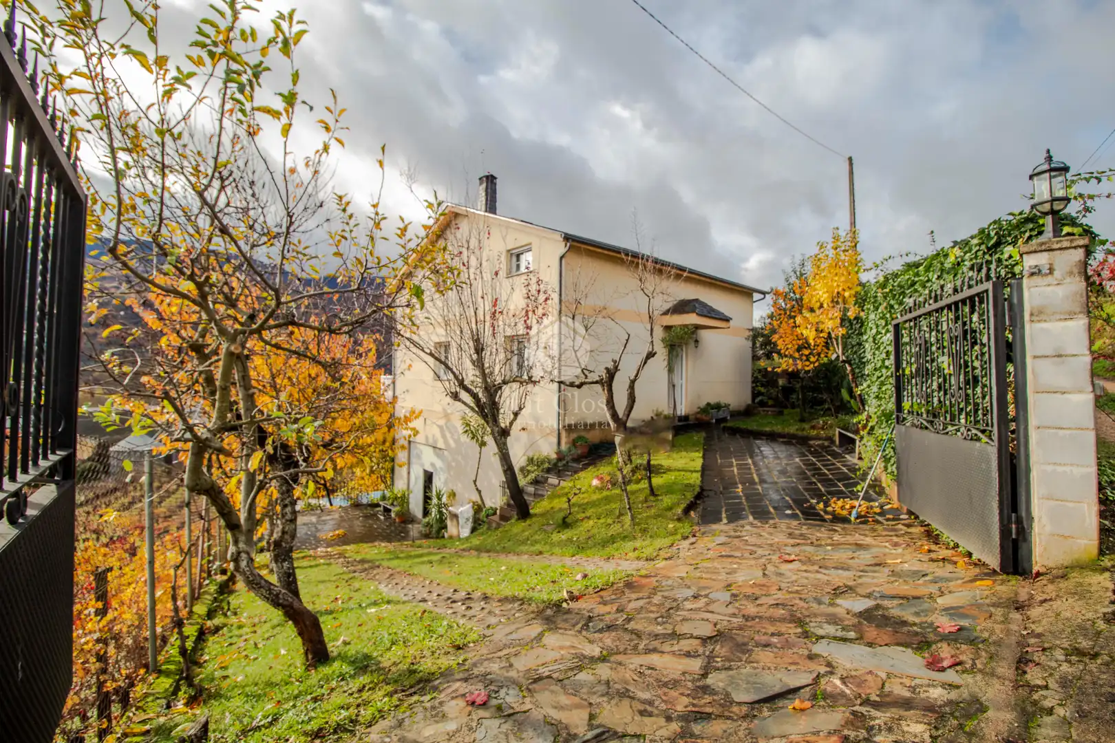 https://static.fotocasa.es/images/ads/b220050d-0a47-4b52-a90e-4a4acfb4871a?rule=original