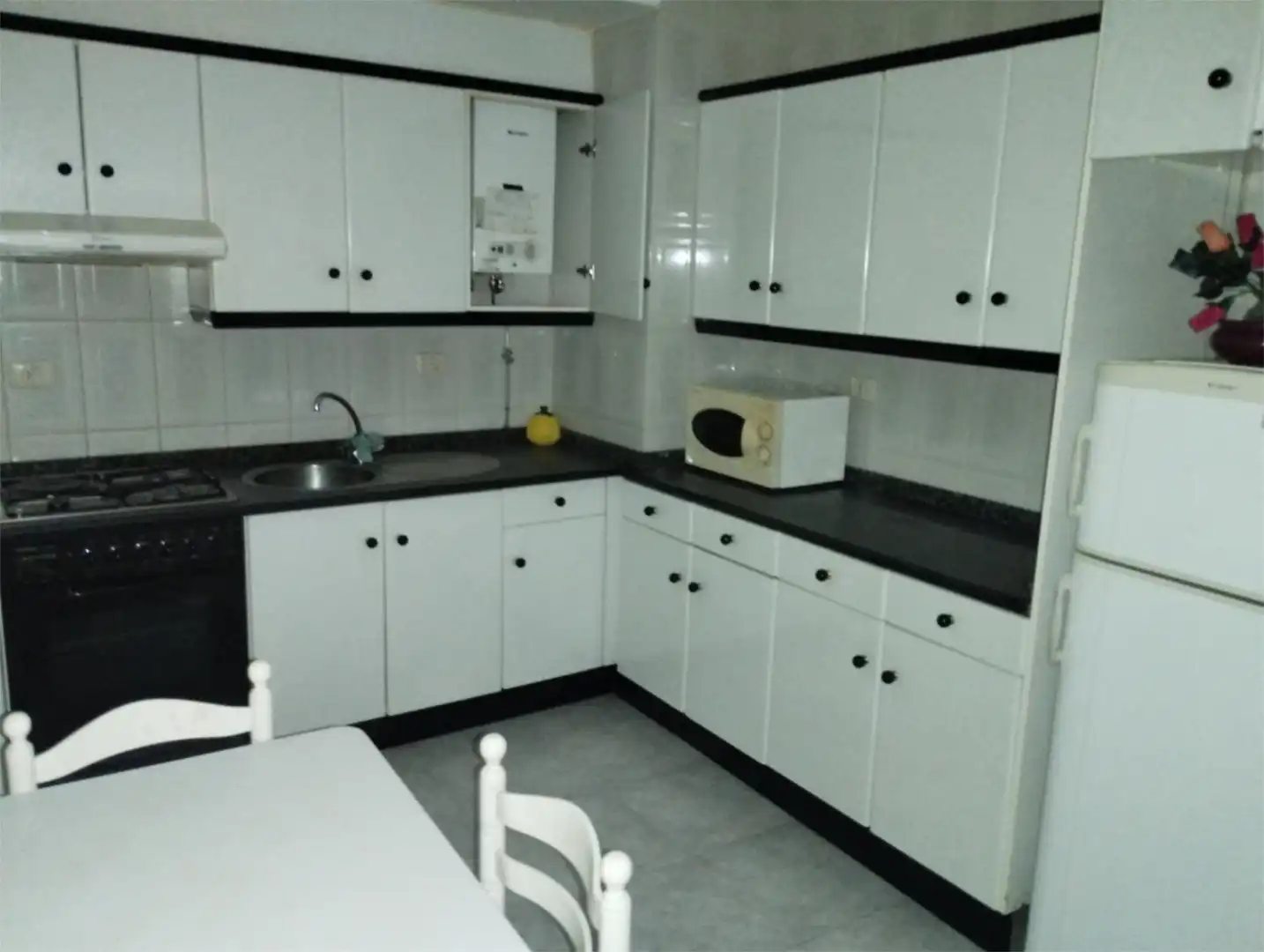https://static.fotocasa.es/images/anuncio/2024/03/15/182460404/3781728573.jpg?rule=original