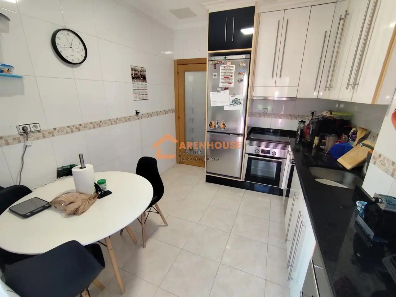 https://static.fotocasa.es/images/ads/bcbd47fc-3bb8-43d9-9a0e-a3f21f9b9731?rule=original