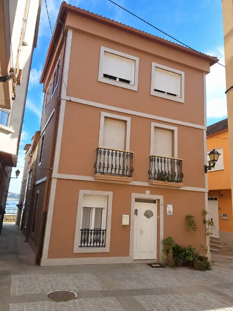 https://static.fotocasa.es/images/ads/00d86f3c-cbaa-47c3-b435-c6443cee70e9?rule=original