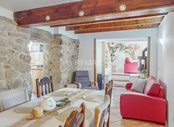 https://static.fotocasa.es/images/ads/096b3848-9a09-45af-be7e-e0dccb738686?rule=original