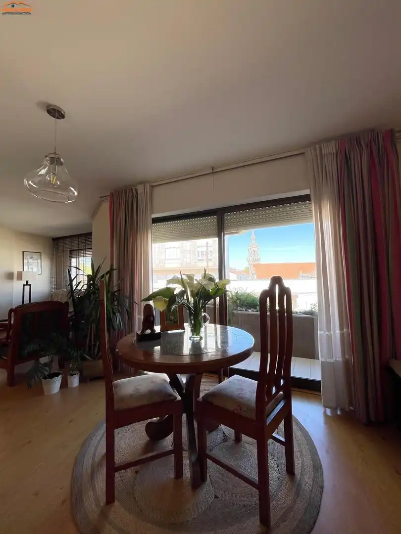 https://static.fotocasa.es/images/ads/0799e184-0a47-420c-8ebe-9a65832c7285?rule=original
