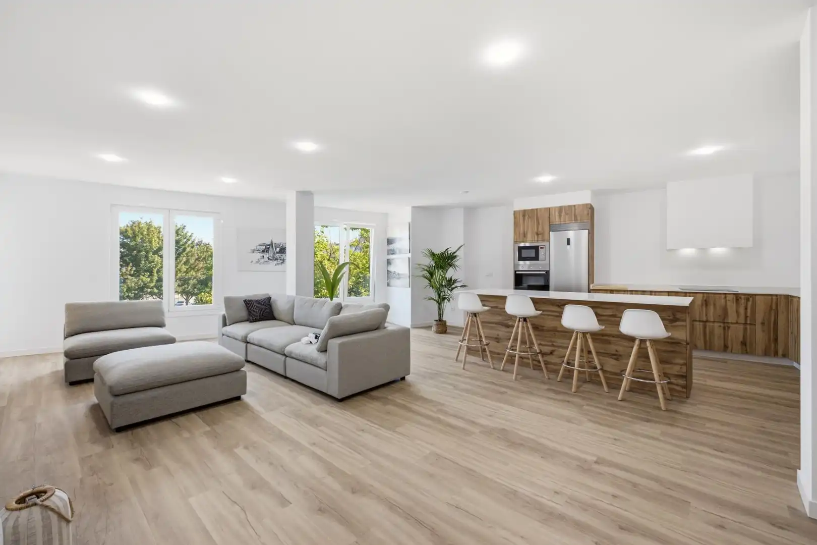https://static.fotocasa.es/images/ads/e0d3d486-b47e-4483-9cf9-5018171cab7f?rule=original