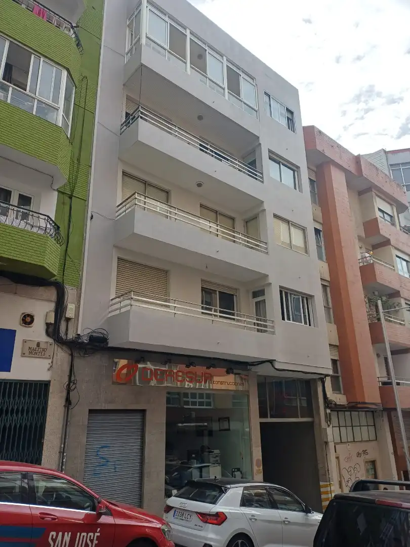 https://static.fotocasa.es/images/ads/65867359-418e-4238-9cfa-d50ea7c17187?rule=original