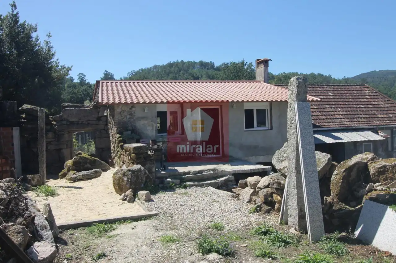 https://static.fotocasa.es/images/ads/c6f7379e-a3bd-419a-bd2c-d799db36394b?rule=original
