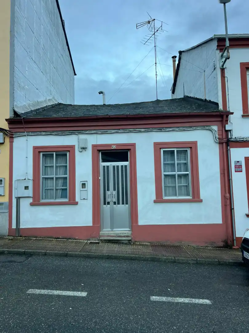 https://static.fotocasa.es/images/ads/4f701712-8a4d-4451-b822-c0a8f61b19bd?rule=original