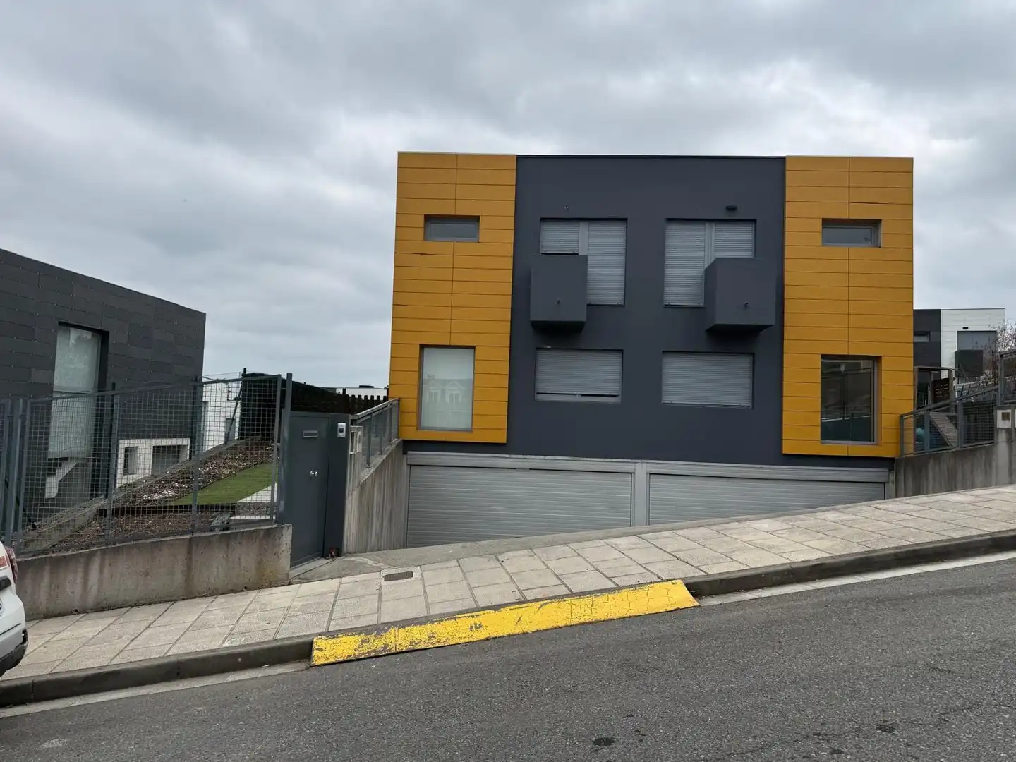 https://static.fotocasa.es/images/ads/4a874ff8-6f83-46c4-8f23-f32dca810234?rule=original