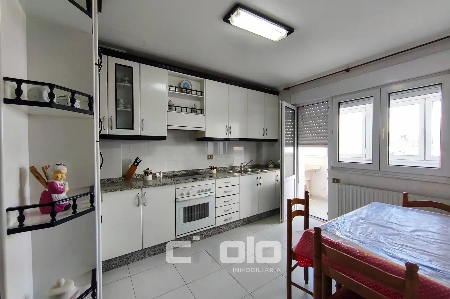 https://static.fotocasa.es/images/ads/c5e9f9ce-01c8-44f3-a964-482a993d896e?rule=original