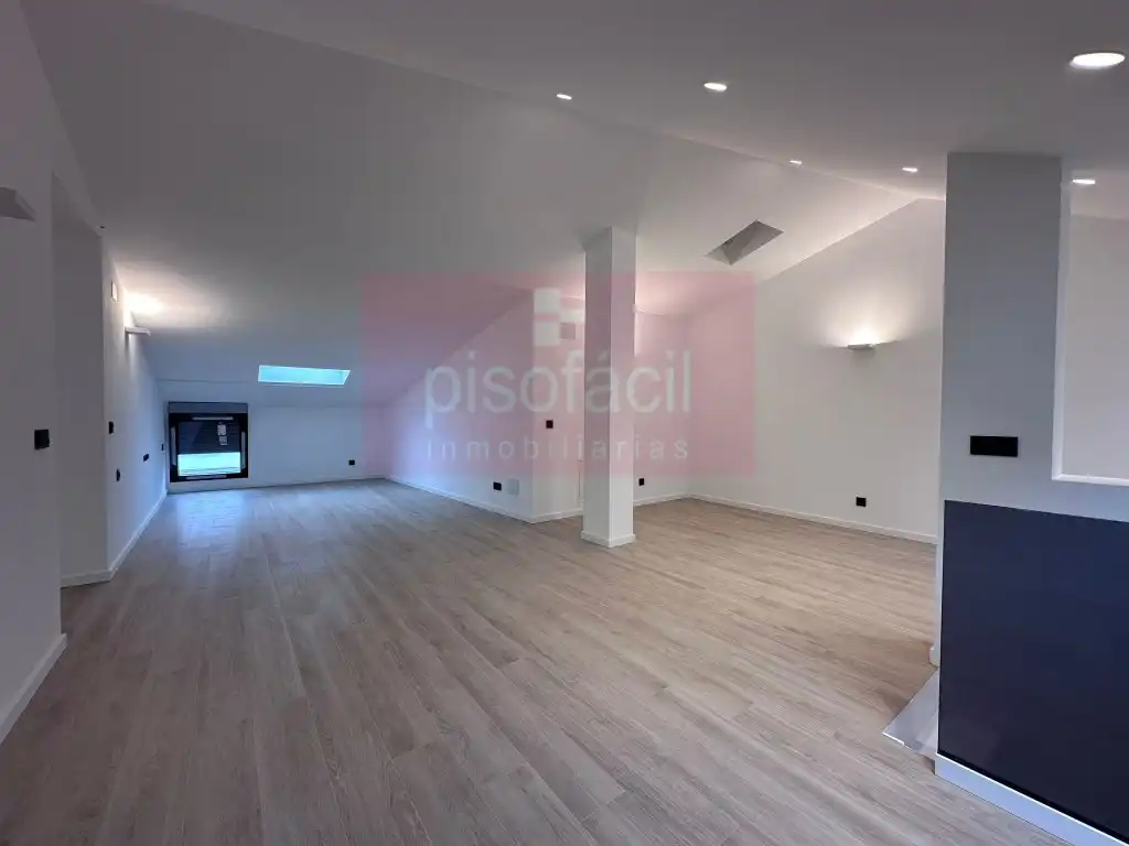 https://static.fotocasa.es/images/ads/6c0e2362-3b27-4519-abc5-f26f3b3dbaa1?rule=original