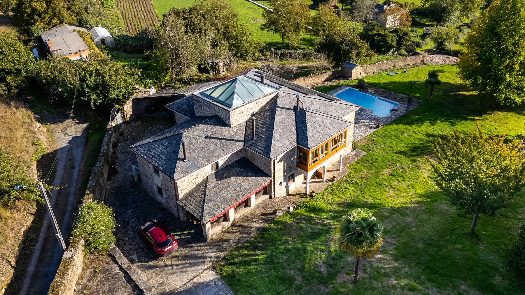 https://static.fotocasa.es/images/ads/58c4ae7b-3b67-4751-ba3e-280de97f1144?rule=original