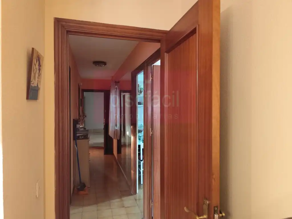 https://static.fotocasa.es/images/ads/387eed0e-3196-4e9b-877f-dbc8dbf7f243?rule=original