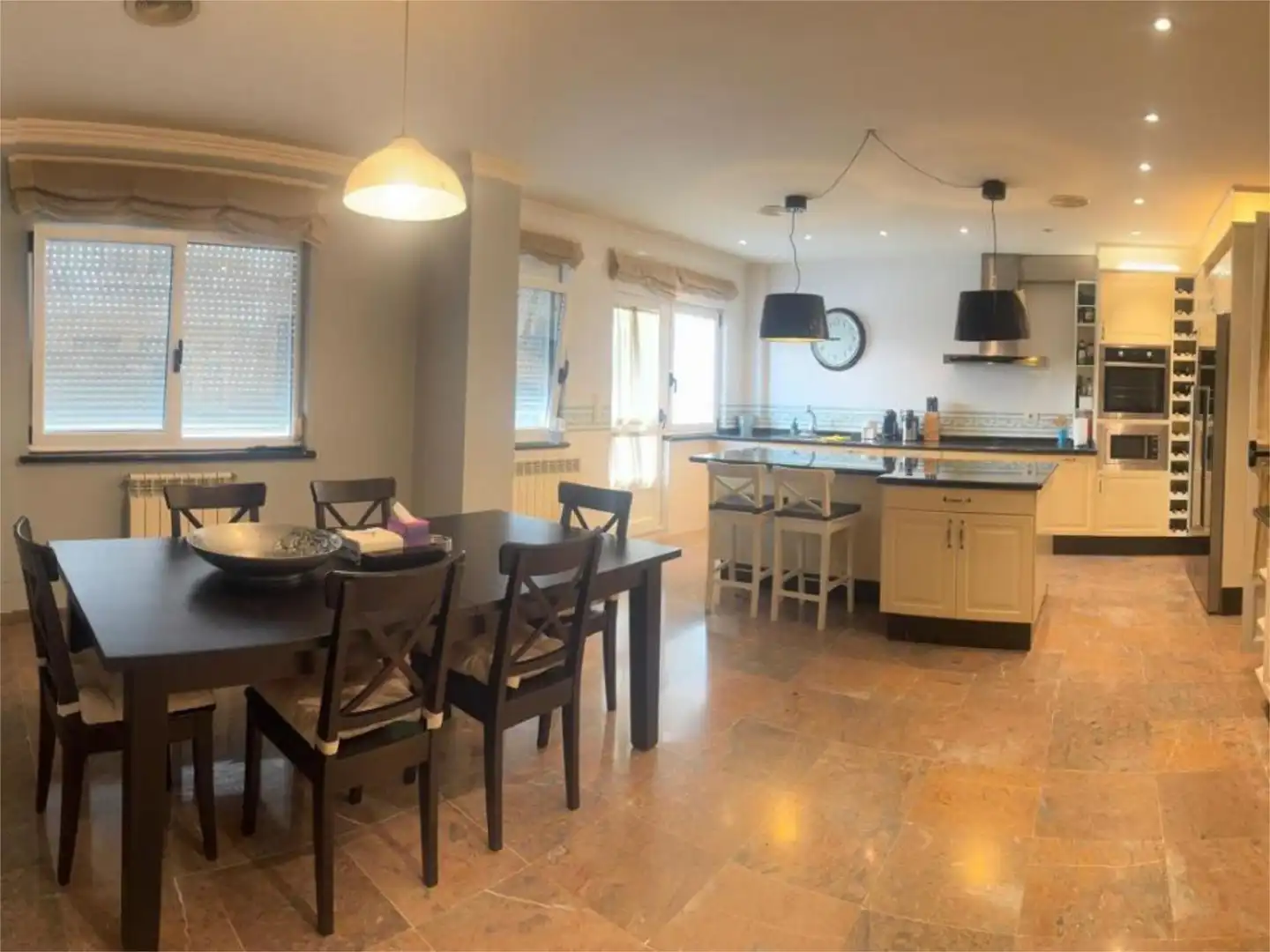 https://static.fotocasa.es/images/anuncio/2025/01/08/185287316/4546746376.jpg?rule=original
