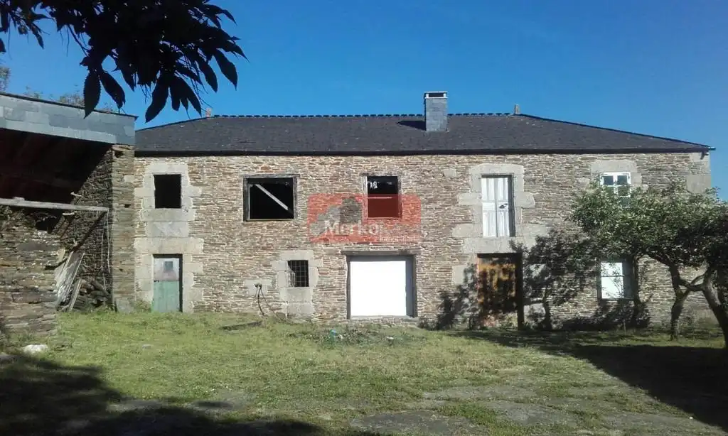 https://static.fotocasa.es/images/ads/9be8dbf0-c1a3-43e1-99d8-93a34e9e7c58?rule=original