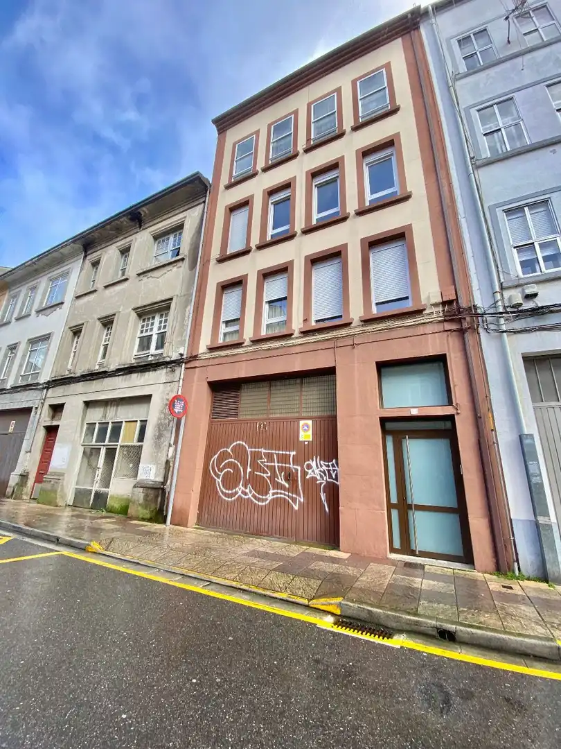 https://static.fotocasa.es/images/ads/85256629-c7dd-4b5f-bdcf-ab5c6ce48530?rule=original