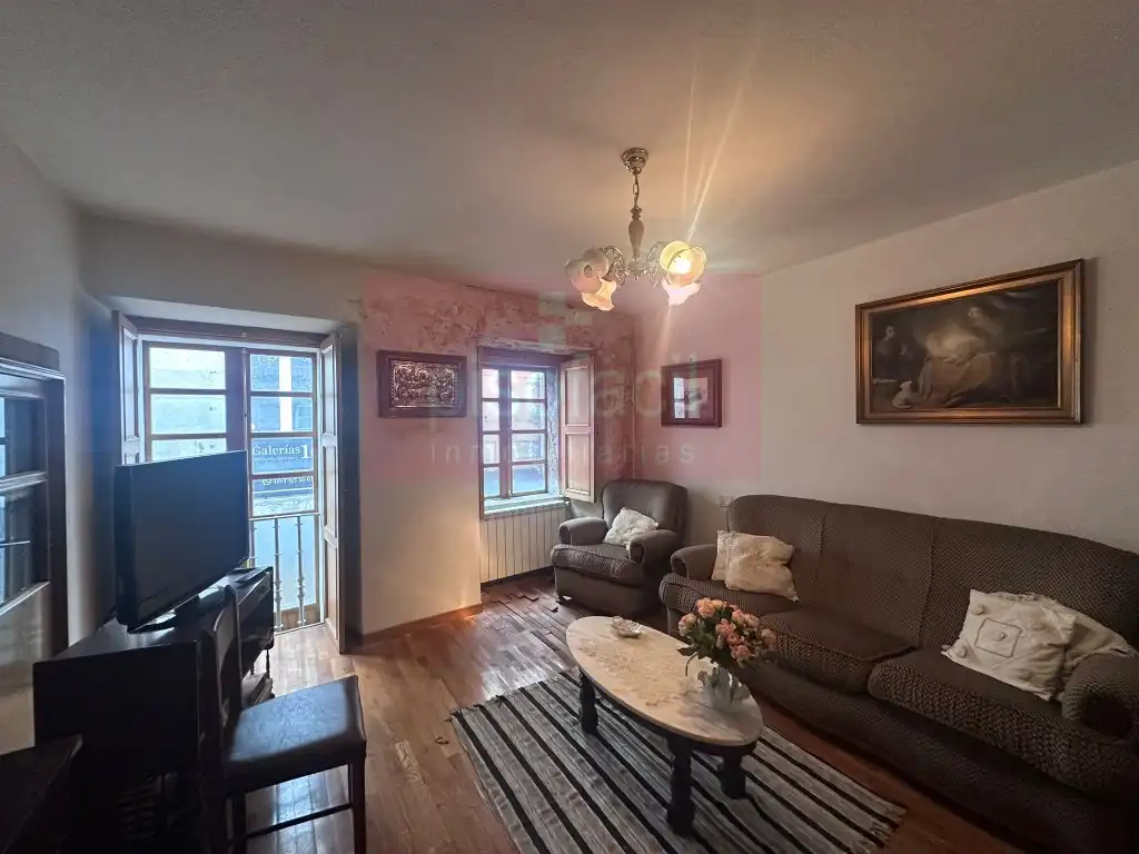 https://static.fotocasa.es/images/ads/561f08a4-28f6-4621-8703-4534c0ad292e?rule=original