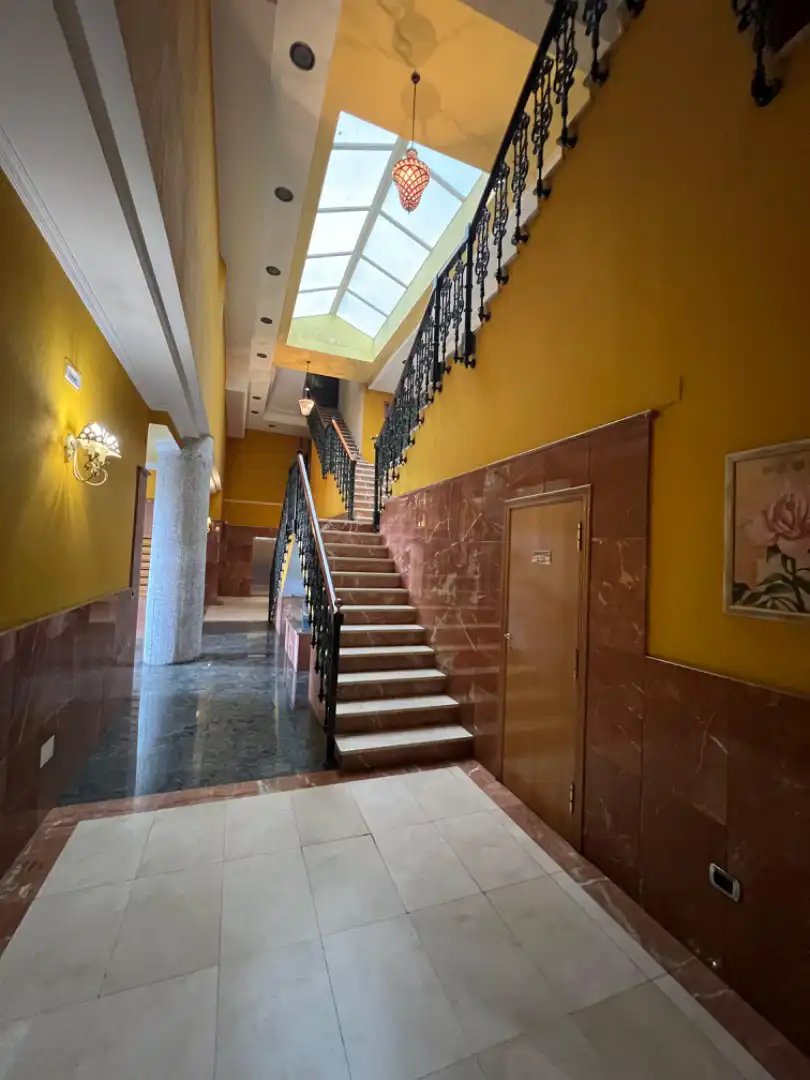 https://static.fotocasa.es/images/ads/54cec242-0fef-48ca-a8e5-29813668b442?rule=original