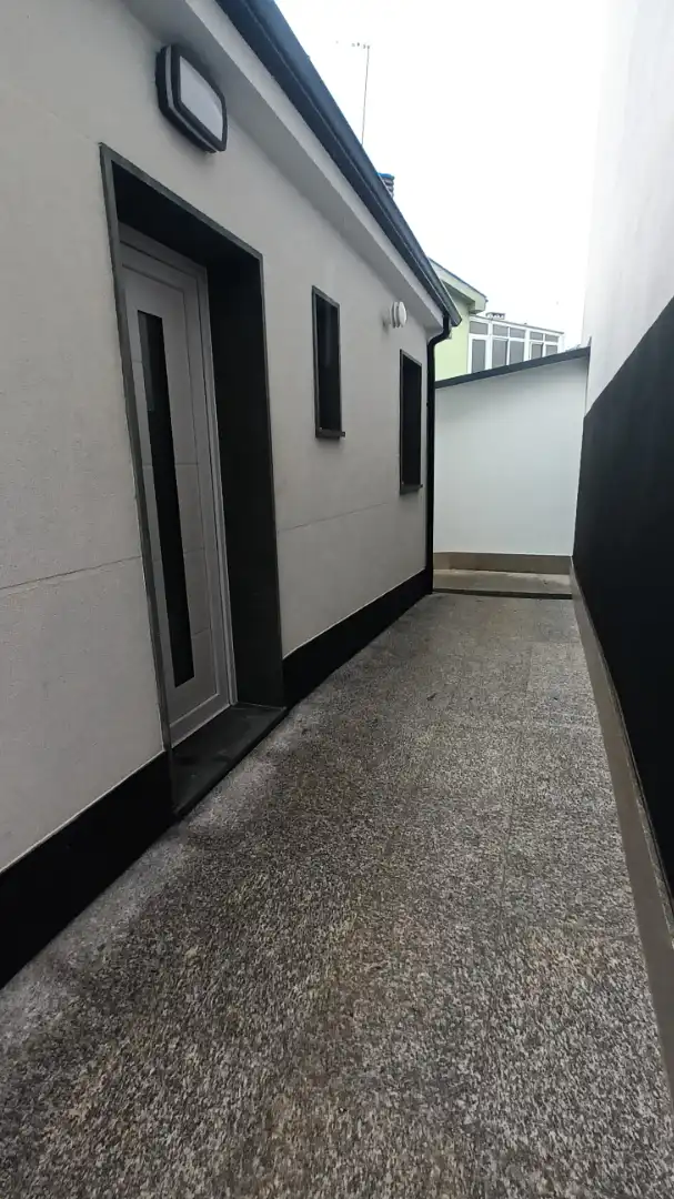 https://static.fotocasa.es/images/ads/a1d2c6c0-85d5-4ee0-b956-999310bd31b2?rule=original