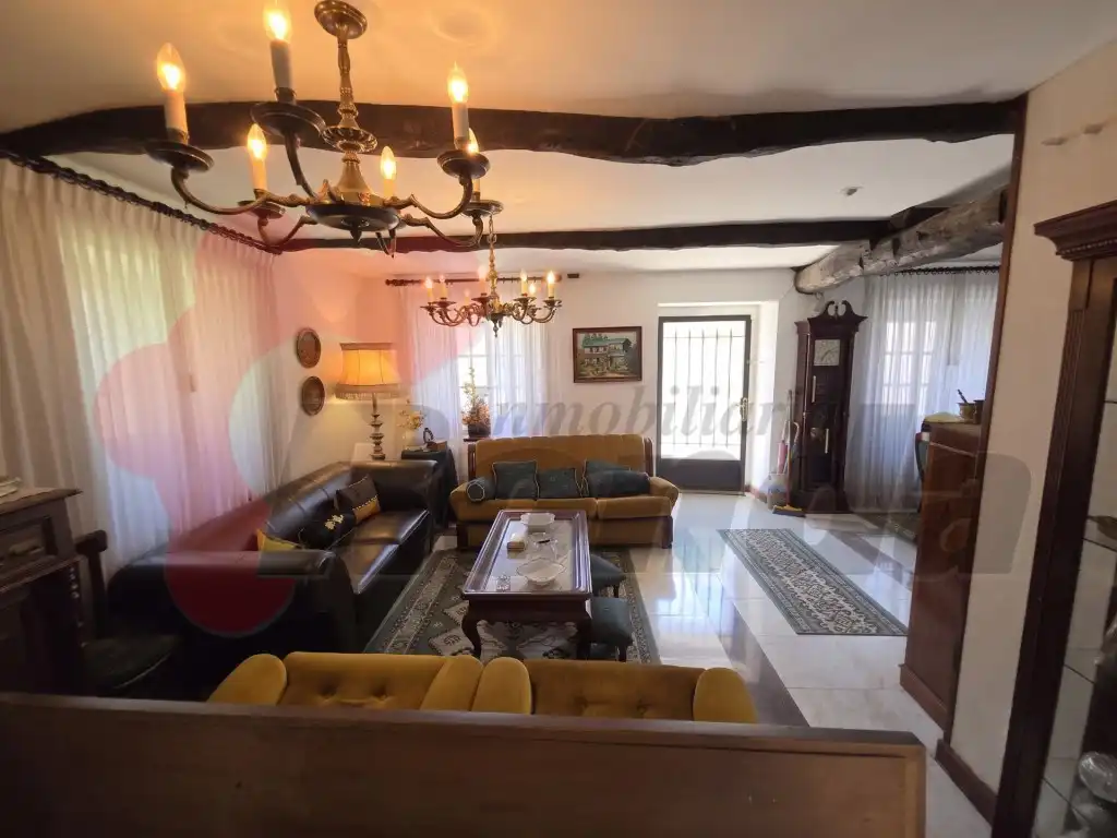 https://static.fotocasa.es/images/ads/ee450445-b3b1-46e4-872d-102650461092?rule=original