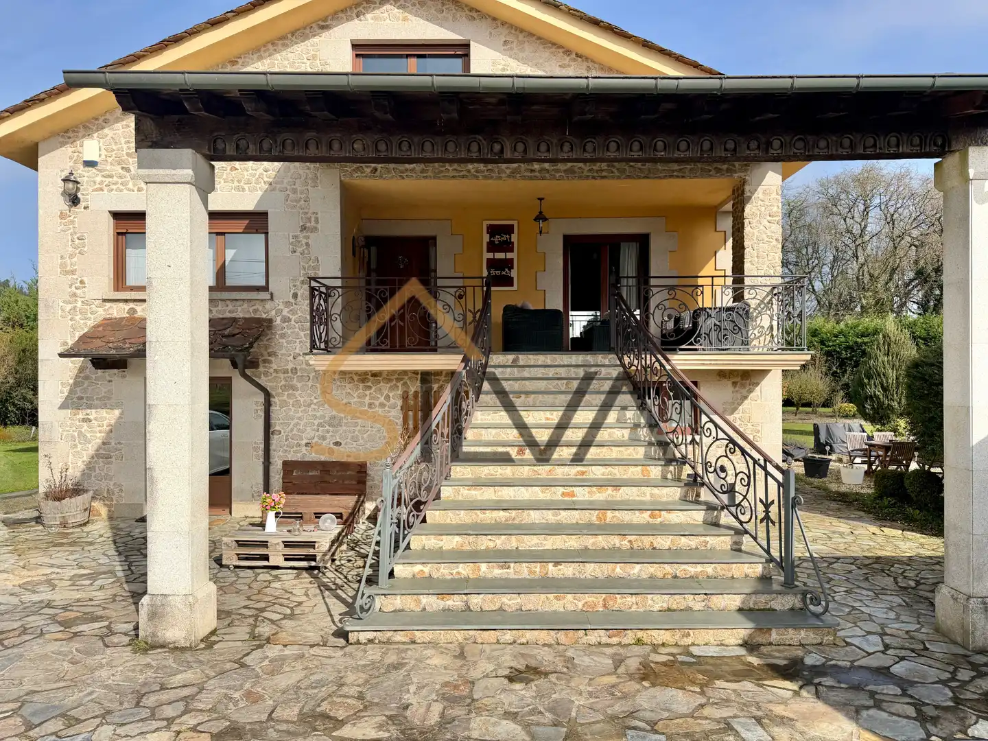 https://static.fotocasa.es/images/ads/62aadeec-2559-4a02-9c80-d9350b704a19?rule=original