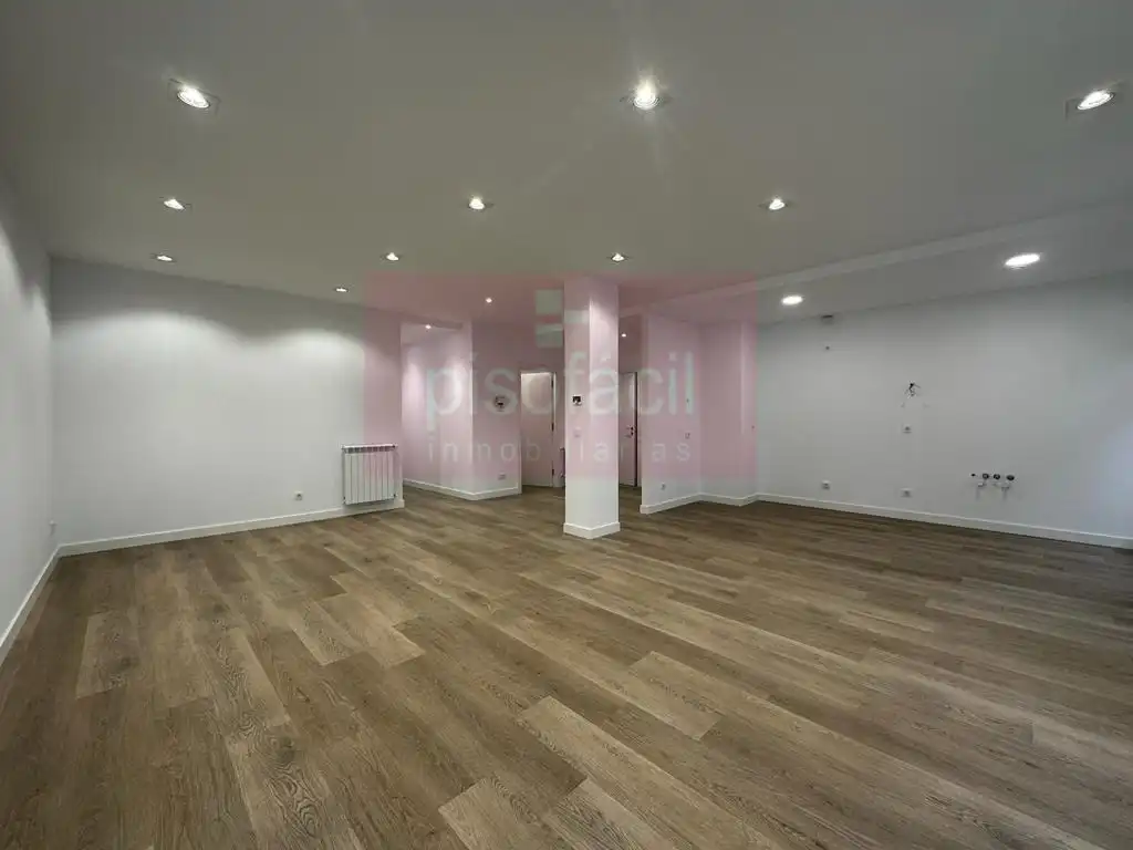 https://static.fotocasa.es/images/ads/cbc9ec6a-db67-461d-b332-21a94a3fb05c?rule=original