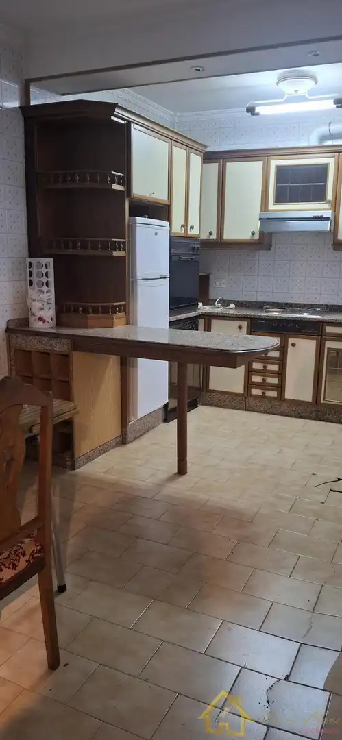 https://static.fotocasa.es/images/ads/61e10c42-a4a4-4ca9-b90c-6a586ab560e9?rule=original