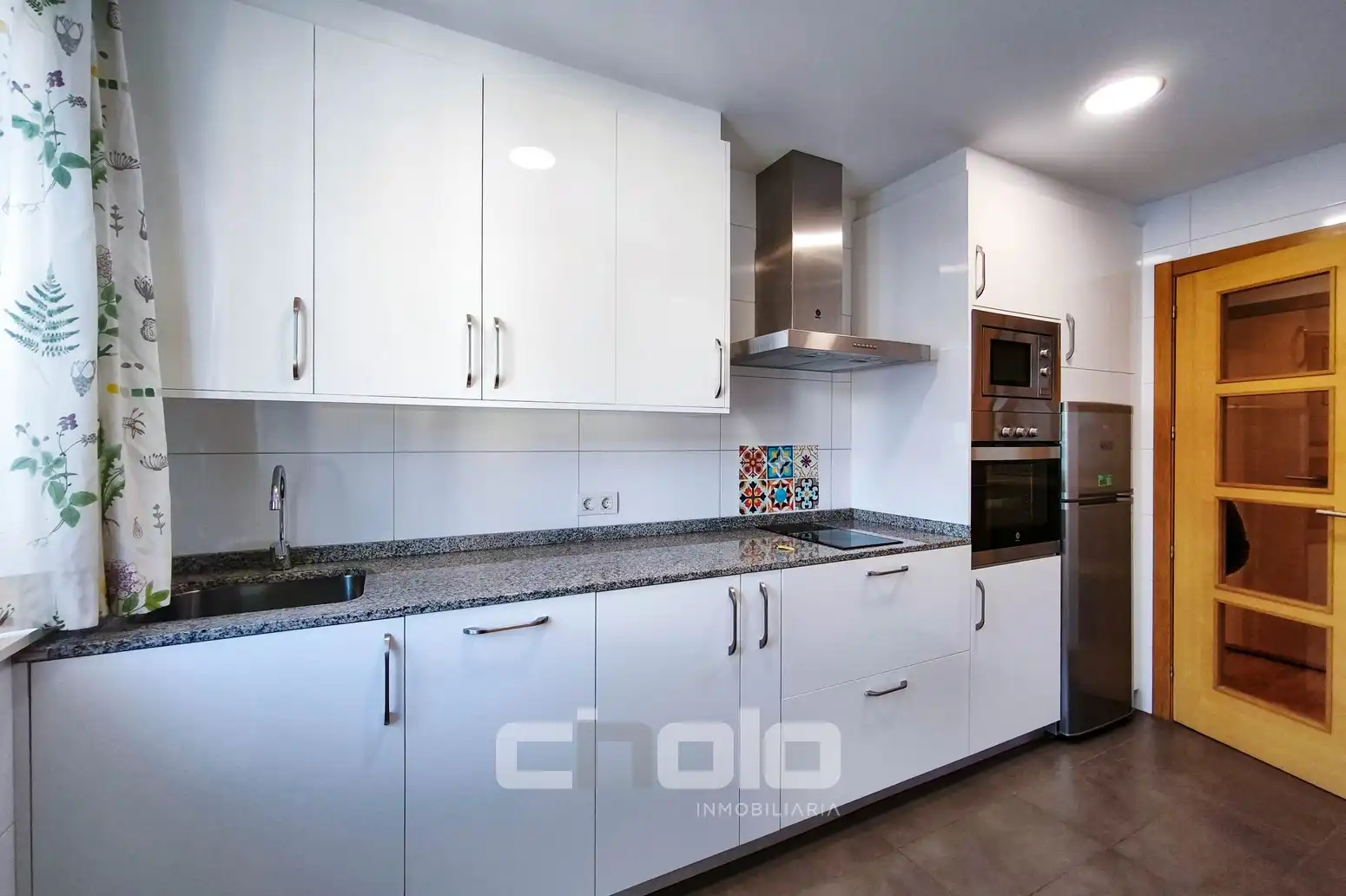 https://static.fotocasa.es/images/ads/298b63f4-365c-4482-88e9-99c09f59f809?rule=original