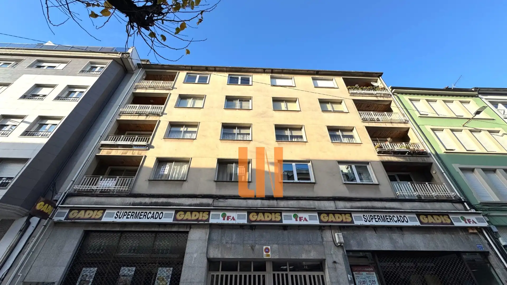 https://static.fotocasa.es/images/ads/162c8f09-ecd7-46d0-819e-172d8e11fd3e?rule=original