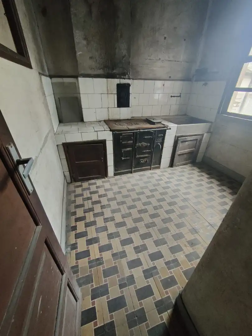 https://static.fotocasa.es/images/ads/ae9868ae-7947-45a5-82de-432d8afb8139?rule=original