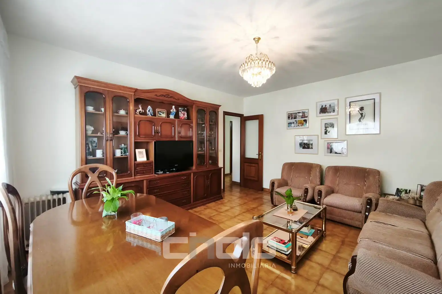 https://static.fotocasa.es/images/ads/c49874c4-c6f8-44c0-9142-e5da4b20737b?rule=original