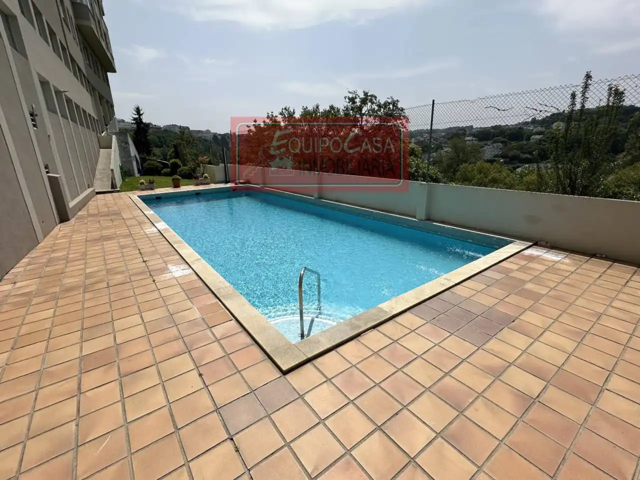 https://static.fotocasa.es/images/ads/92429625-3fed-41b6-9f72-77c27726d6b6?rule=original