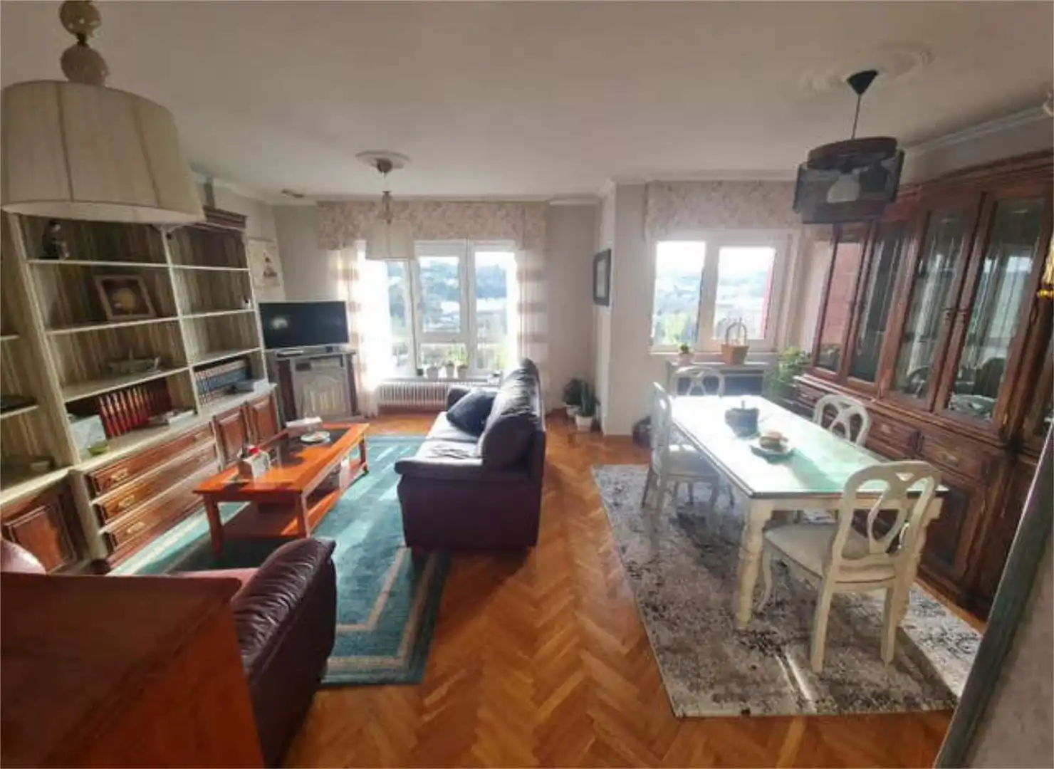 https://static.fotocasa.es/images/anuncio/2026/03/04/189004564/4857590589.jpg?rule=original