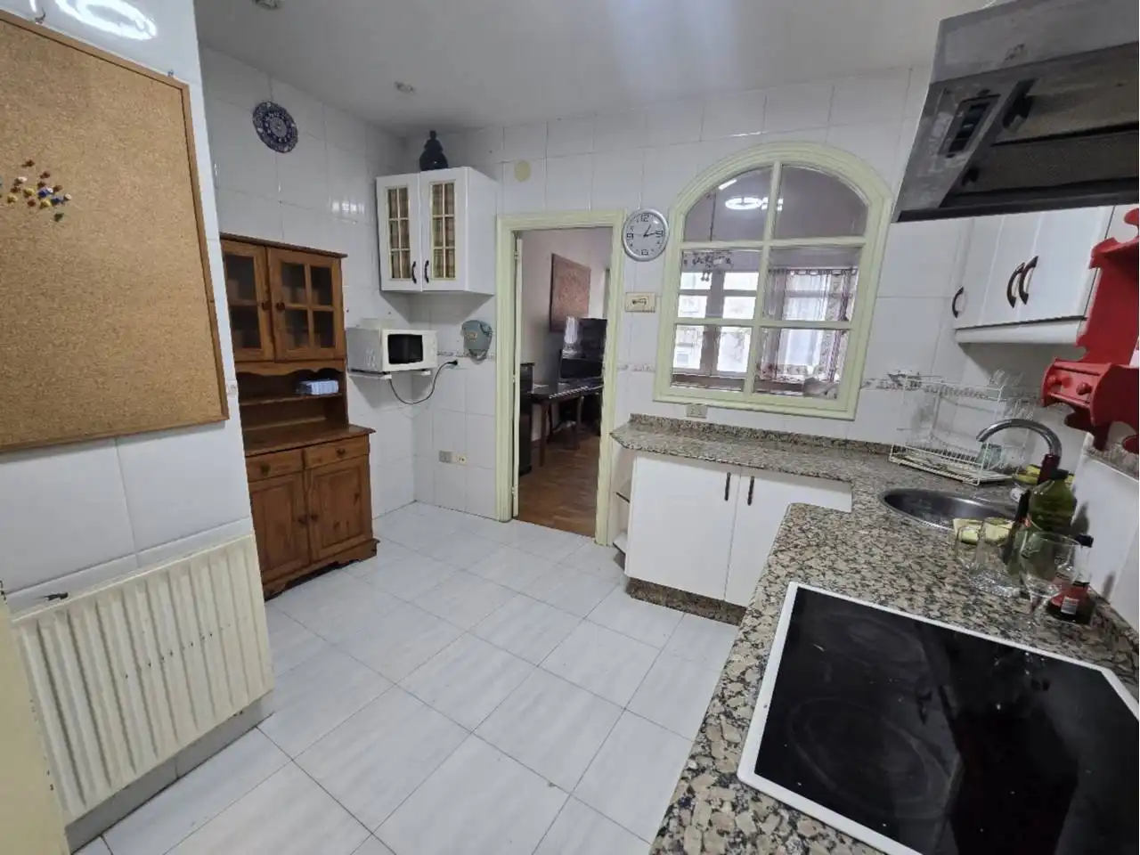 https://static.fotocasa.es/images/ads/81071f07-b4d1-48c7-acab-9aa795568663?rule=original