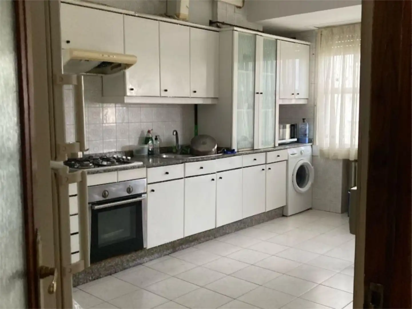 https://static.fotocasa.es/images/anuncio/2024/03/04/182170575/3756373139.jpg?rule=original