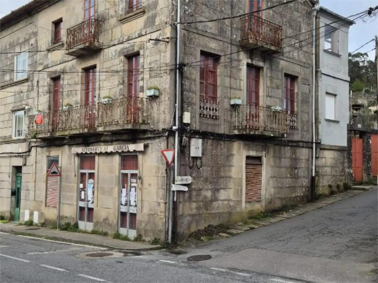 https://static.fotocasa.es/images/anuncio/2025/05/14/186487574/4632581774.jpg?rule=original