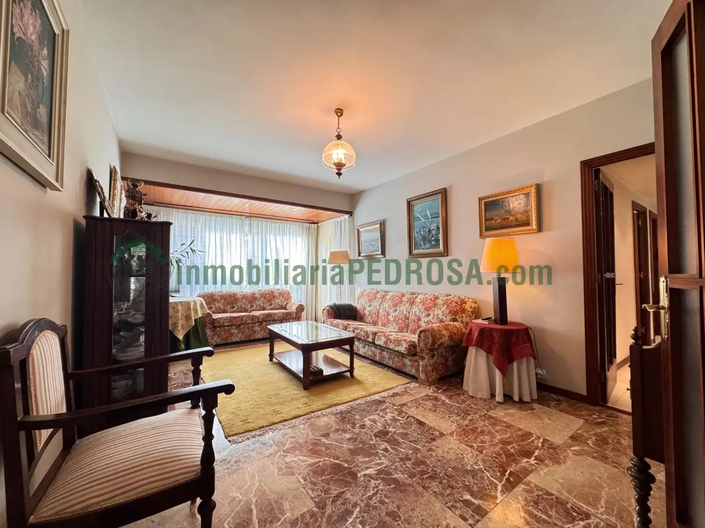 https://static.fotocasa.es/images/ads/213141f4-1d9f-4b0e-9122-99a0d8c96742?rule=original