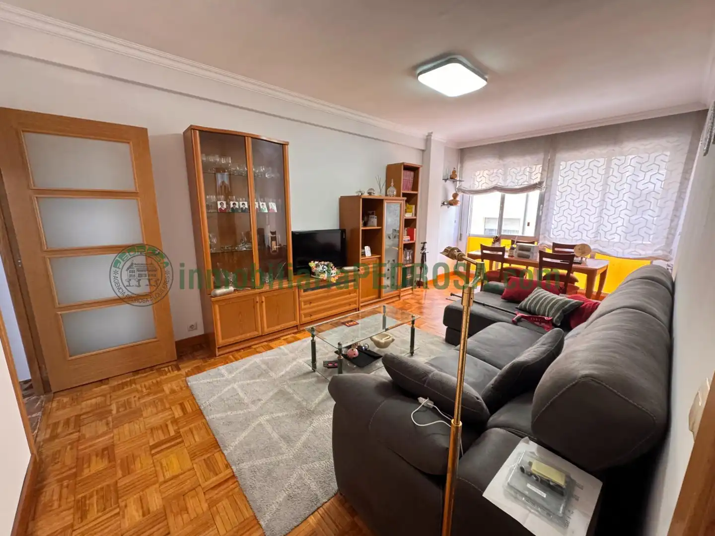 https://static.fotocasa.es/images/ads/aef3a979-f514-40ff-8f0a-29e4df2ee1a6?rule=original