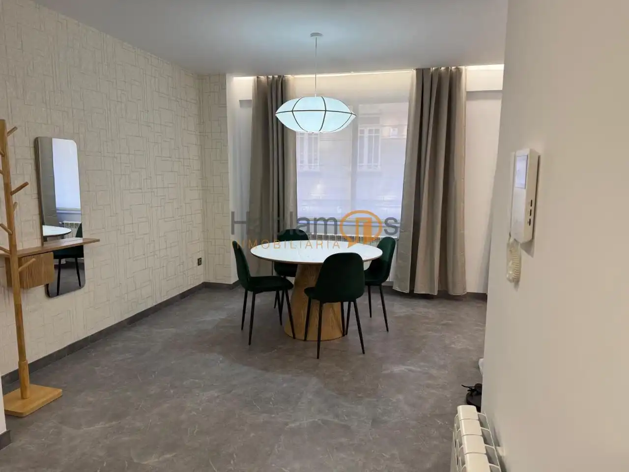 https://static.fotocasa.es/images/ads/74a27313-f69d-465f-b16a-87cc806f5704?rule=original